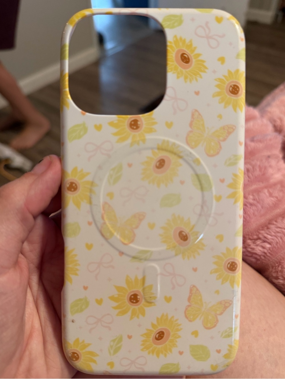 Sunflower & Butterfly MagSafe-Compatible Phone Case - Yellow. Pro max 13